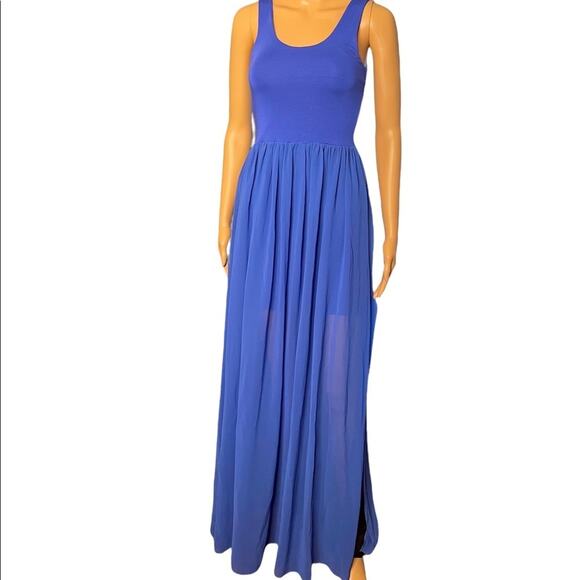 Felicity & Coco Dresses & Skirts - NWT Felicity & Coco Maxi Dress Womens XS Blue Tank Slit Lightweight Flowy
